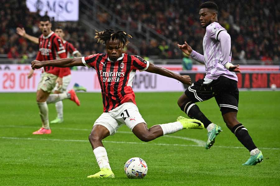 Samuel Chukwueze rapporte trois points à Milan.