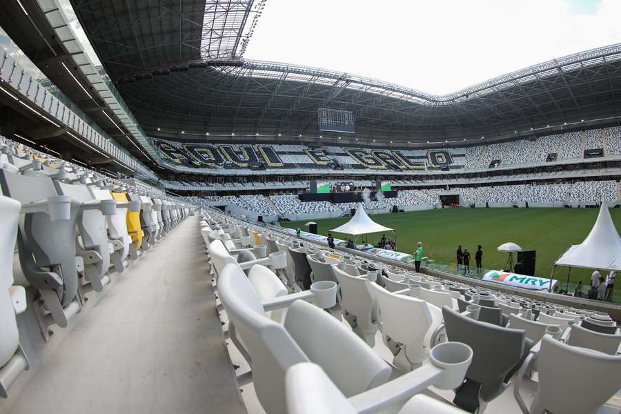 Arena MRV é um dos poucos gramados sintéticos do país Arena MRV é um dos poucos gramados sintéticos do país