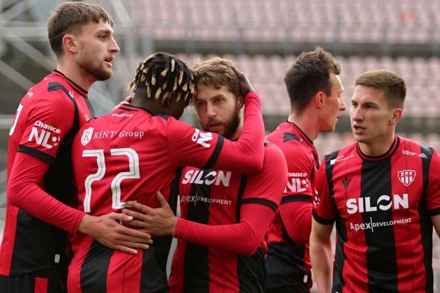 Táborsko se na jaře výsledkově ve druhé lize trápí, pořád ale drží barážovou příčku.