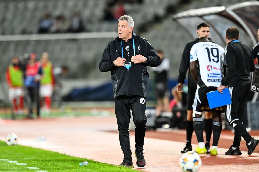 LIVE Superliga | "U" Cluj - Petrolul LIVE Superliga | "U" Cluj - Petrolul