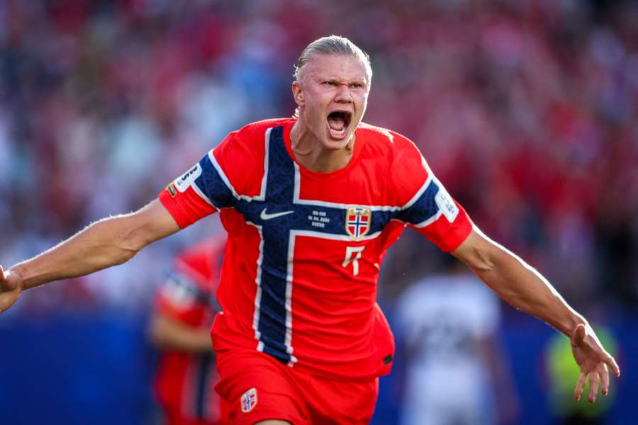 Erling Haaland célèbre après avoir inscrit le premier but de la rencontre lors du match de Coupe du monde 2026 entre l’Irak et la Norvège, disputé au Gillette Stadium à Boston, aux États-Unis, le 16 juin 2026.