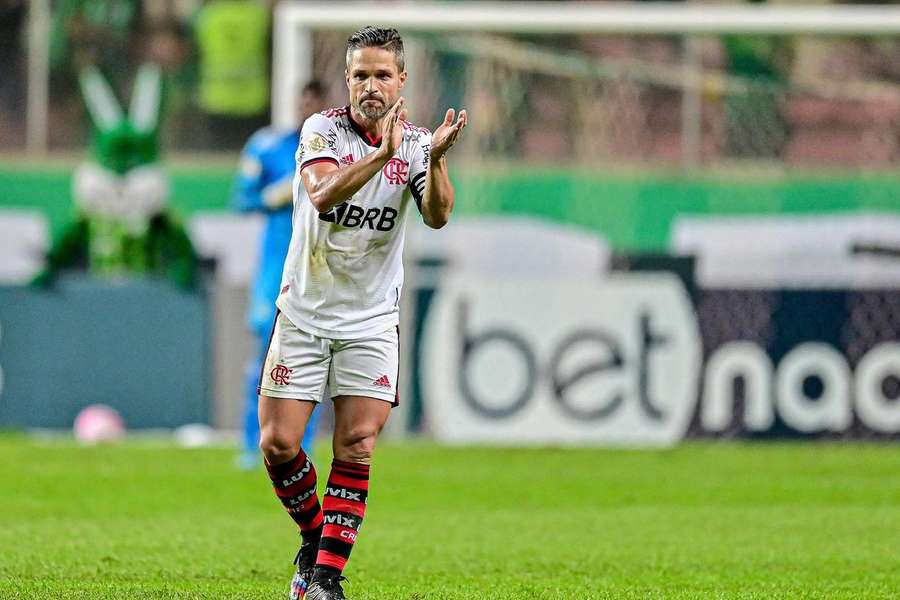 Diego Ribas anuncia que vai pendurar as chuteiras ao fim do Brasileiro