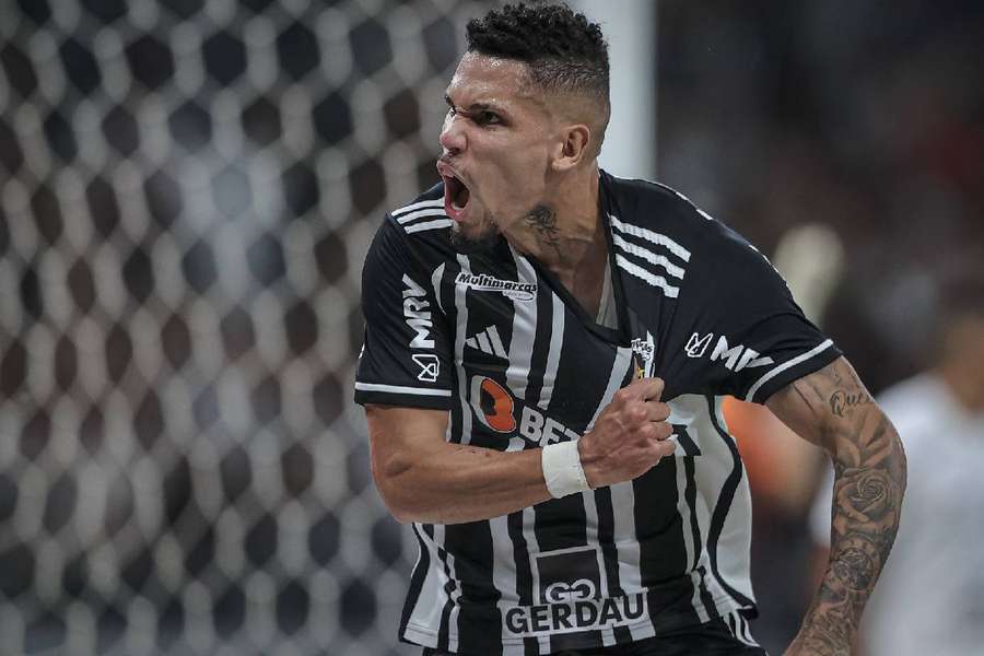 Pedrinho fez dois gols na vitória do Galo sobre o Corinthians