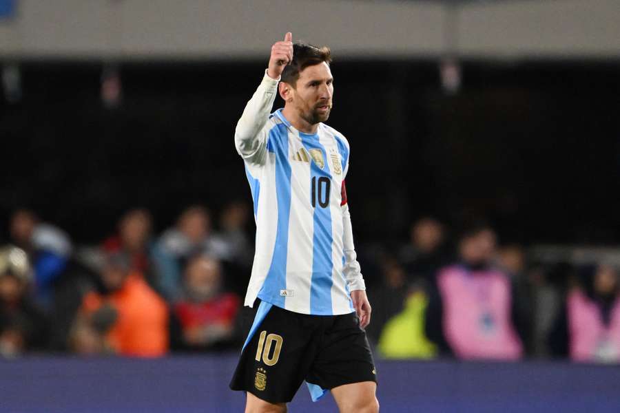 Messi vuelve a ejercitarse con la selección