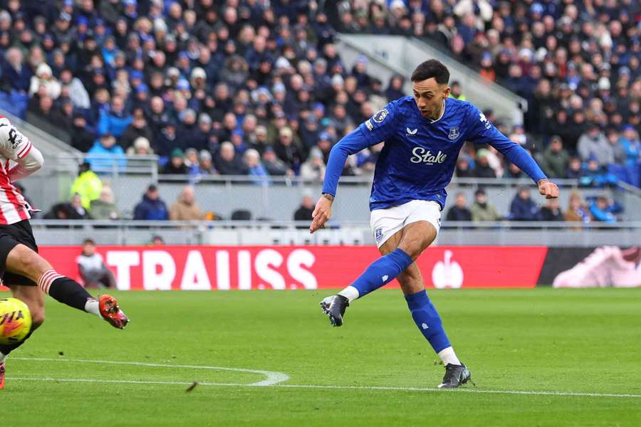 McNeill ao serviço do Everton McNeill ao serviço do Everton