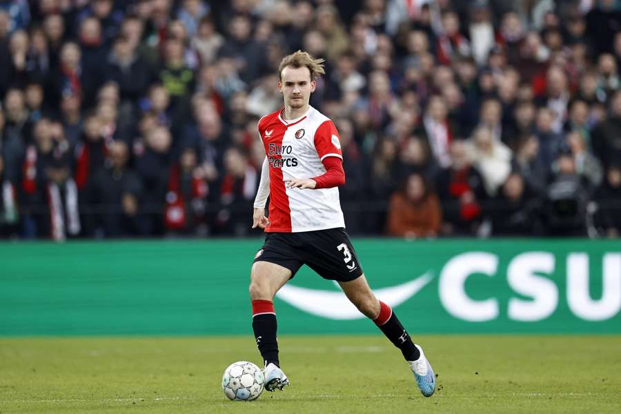 Beelen in actie voor Feyenoord