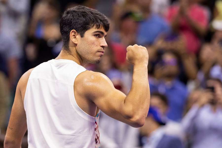 Alcaraz segue em frente no US Open