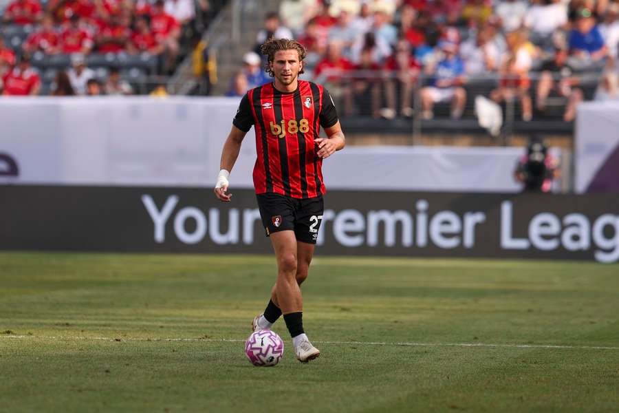 Illia Zabarnyi, jugador del Bournemouth
