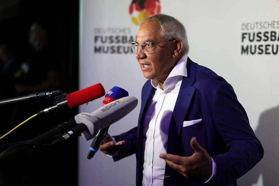 Felix Magath está confiante nas seleções alemãs