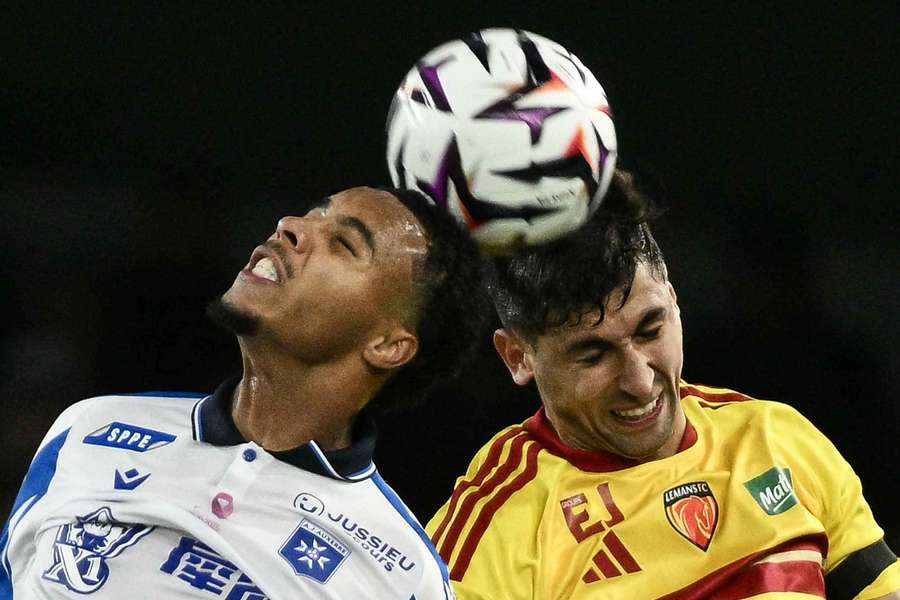 Les deux équipes ont donné. Les deux équipes ont donné.