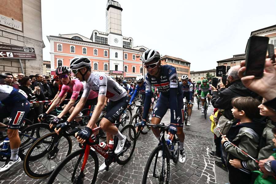 Plaga koronawirusa podczas Giro d'Italia 