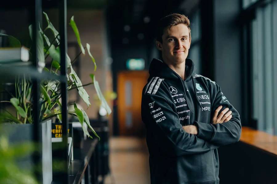 Théo Pourchaire com as suas novas cores