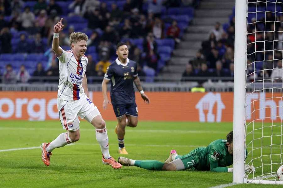 Šulc slaví svůj zásah.