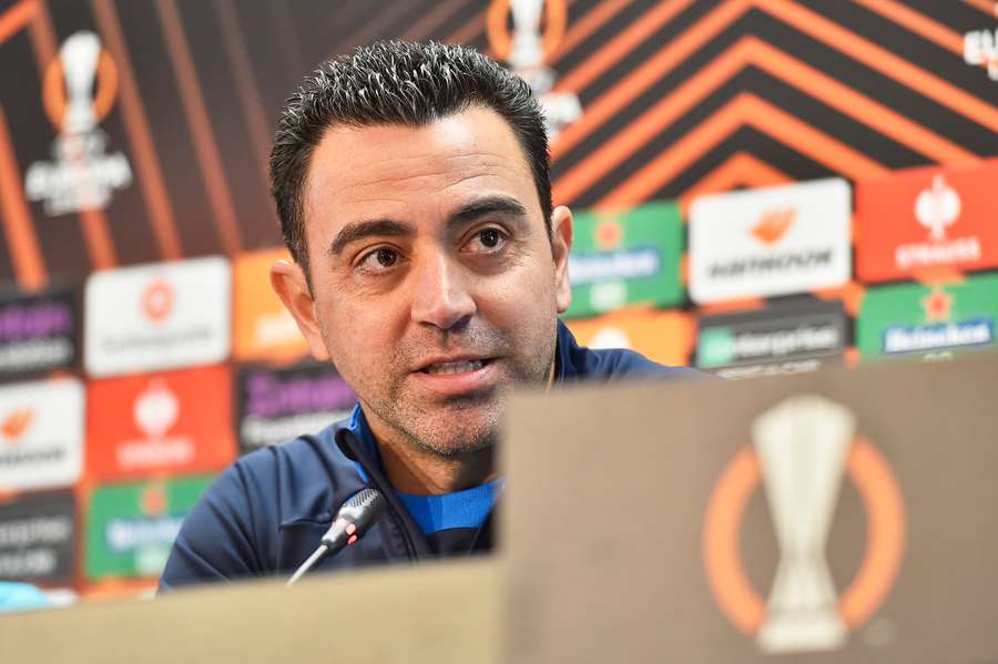 Xavi îl laudă pe antrenorul lui Manchester United