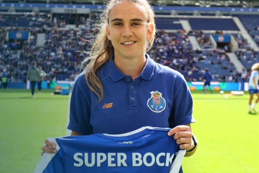 Cláudia Lima termina carreira aos 29 anos Cláudia Lima termina carreira aos 29 anos