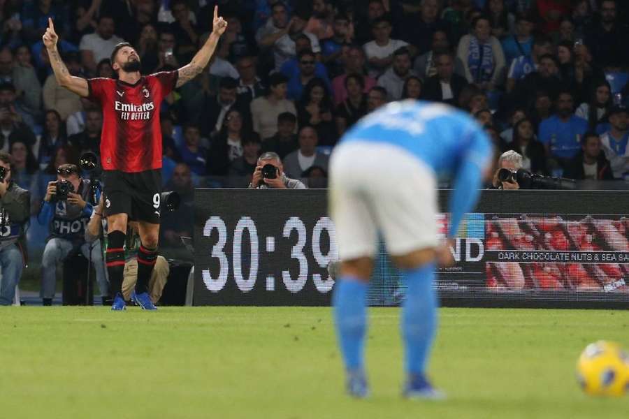 Olivier Giroud a inscrit un doublé à Naples