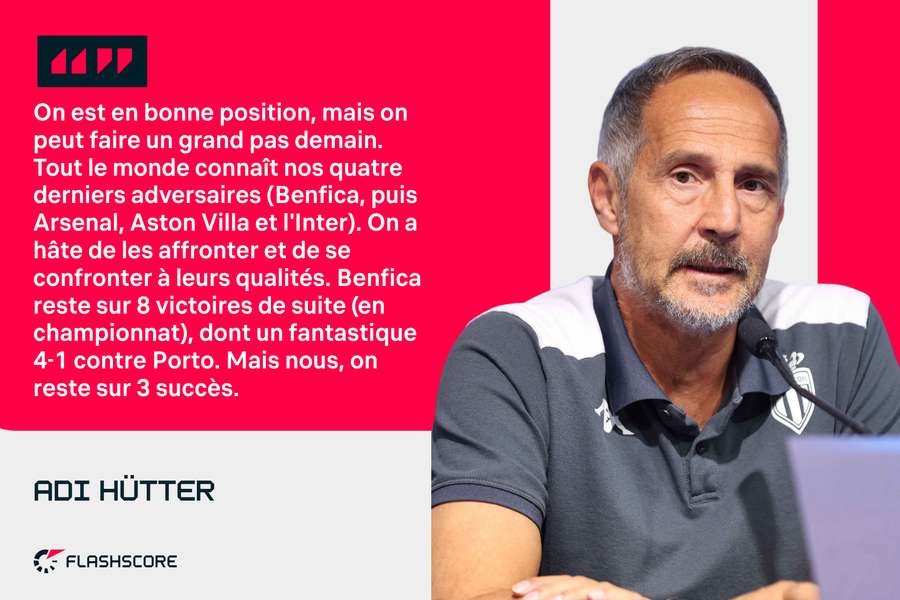 Adi Hütter voit la situation dans son ensemble.