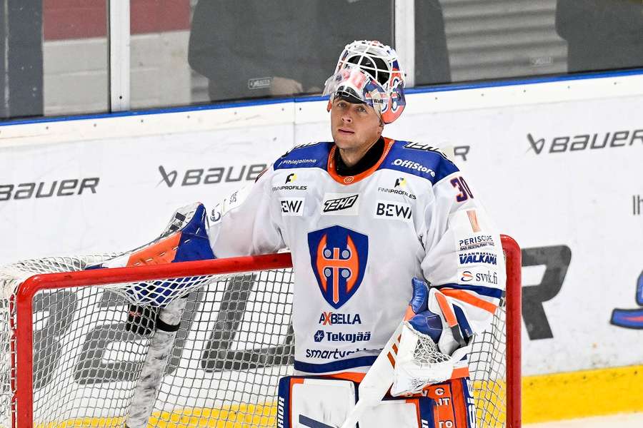 Christian Heljanko made 35 saves for Tappara