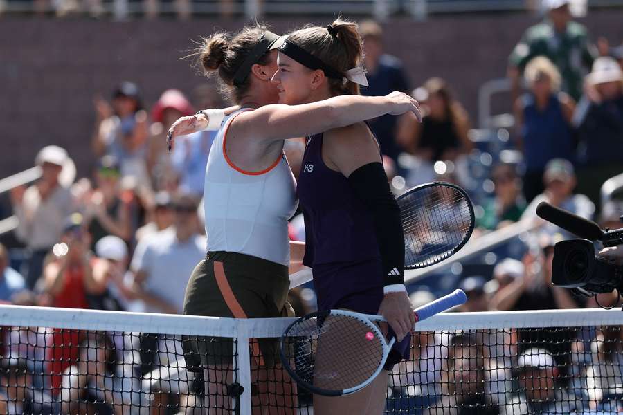 Linda Nosková a Karolína Muchová si zahrají wimbledonské finále. 