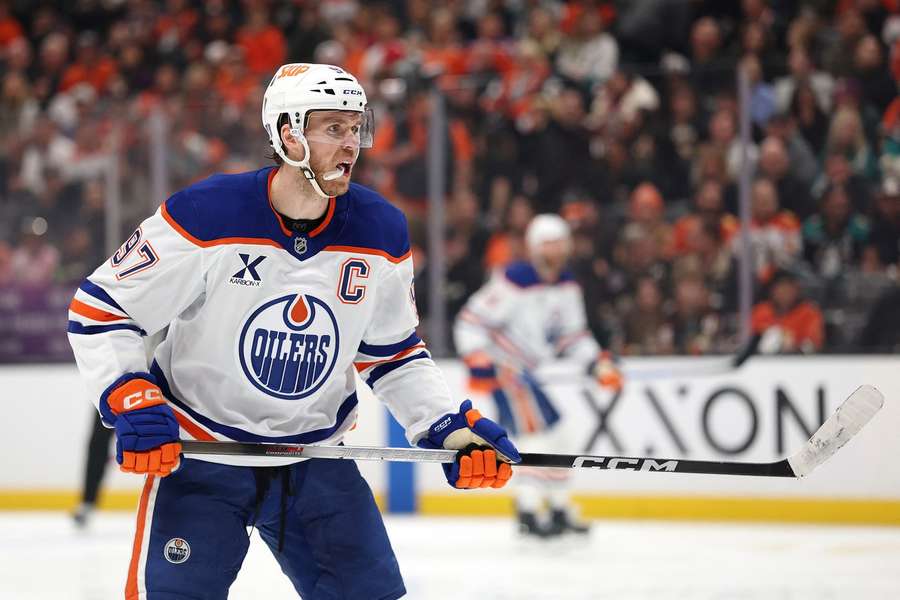 McDavid získal popáté Cenu Teda Lindsayho. McDavid získal popáté Cenu Teda Lindsayho.