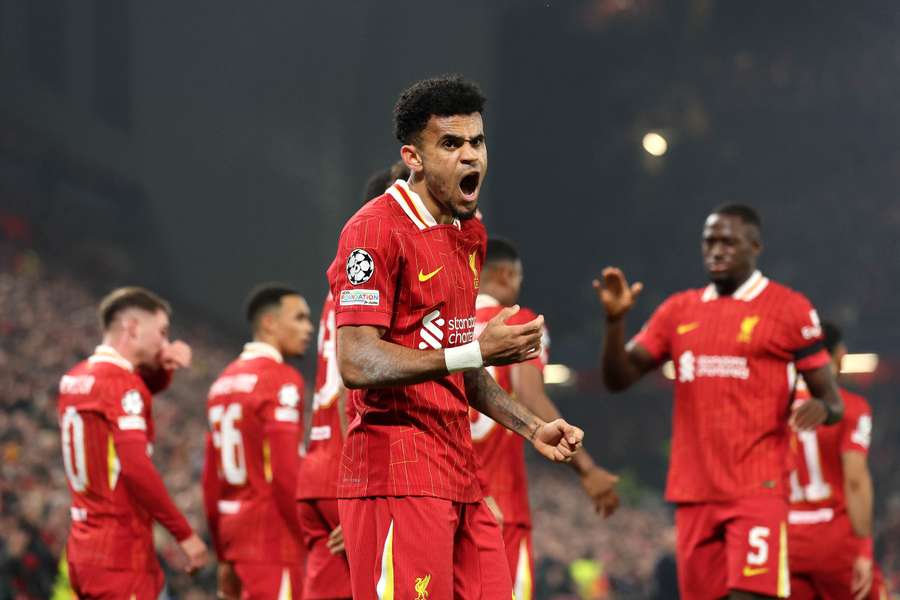 Barcelona reaguje rychle a chce Díaze. Liverpool o tom ale nechce slyšet