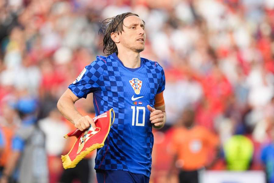 Włoskie media: Modrić pozostanie w Milanie jeszcze przez rok, ale pożegna się z kadrą Włoskie media: Modrić pozostanie w Milanie jeszcze przez rok, ale pożegna się z kadrą