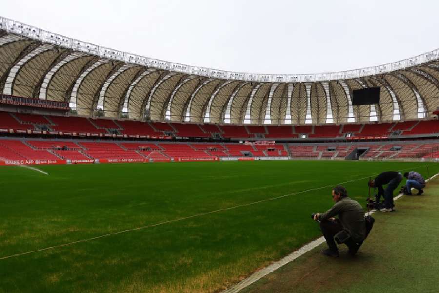 Beira-Rio foi atingido por transbordamento da Guaíba e passa por revitalização