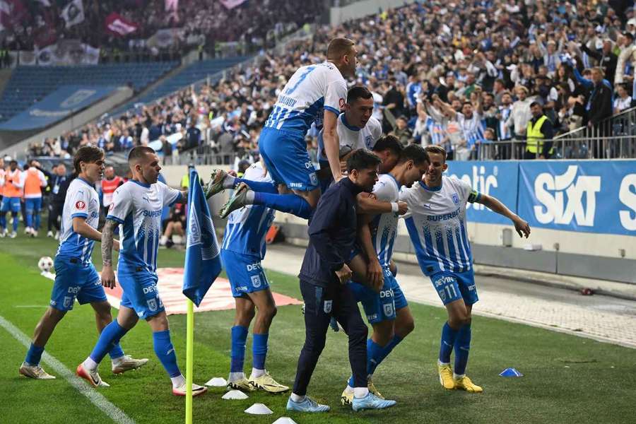 Universitatea Craiova - Ararat-Armenia se vede la TV. Cine transmite meciul din Europa League Universitatea Craiova - Ararat-Armenia se vede la TV. Cine transmite meciul din Europa League