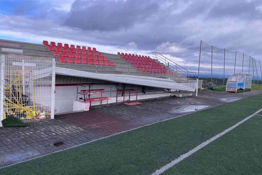 Os estragos no recinto da AD Nogueirense