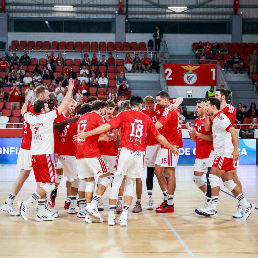 Encarnados preparam a nova época Encarnados preparam a nova época