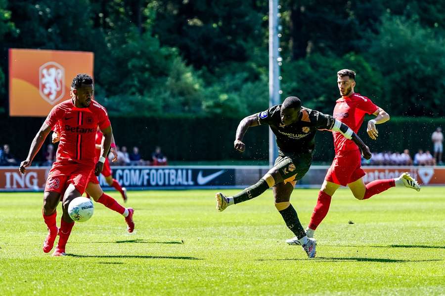 FCSB a învins Utrecht