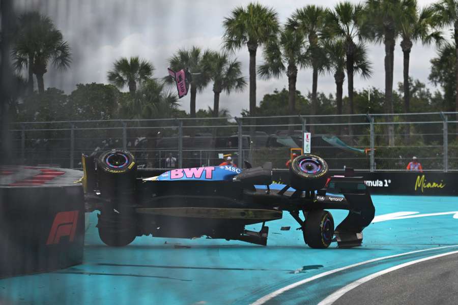 Accident spectaculaire et "effrayant" pour Gasly à Miami