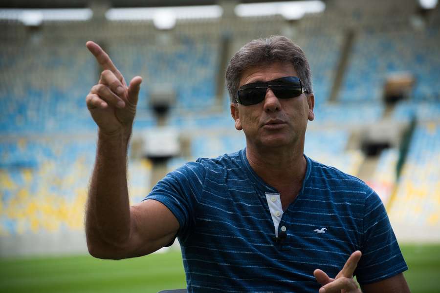 Sem clube, Renato não quis assumir o Gigante da Colina Sem clube, Renato não quis assumir o Gigante da Colina