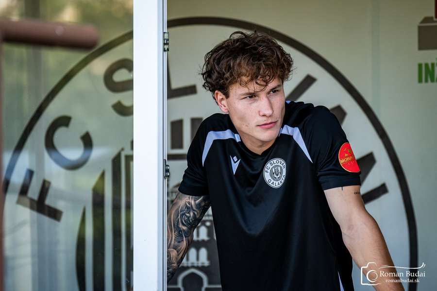 Jokel zažil vydarenú premiéru. Jokel zažil vydarenú premiéru.