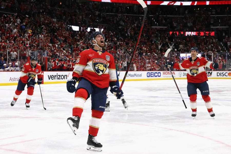 La joie des Panthers après la victoire.