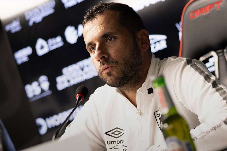 João Nuno falou aos jornalistas João Nuno falou aos jornalistas