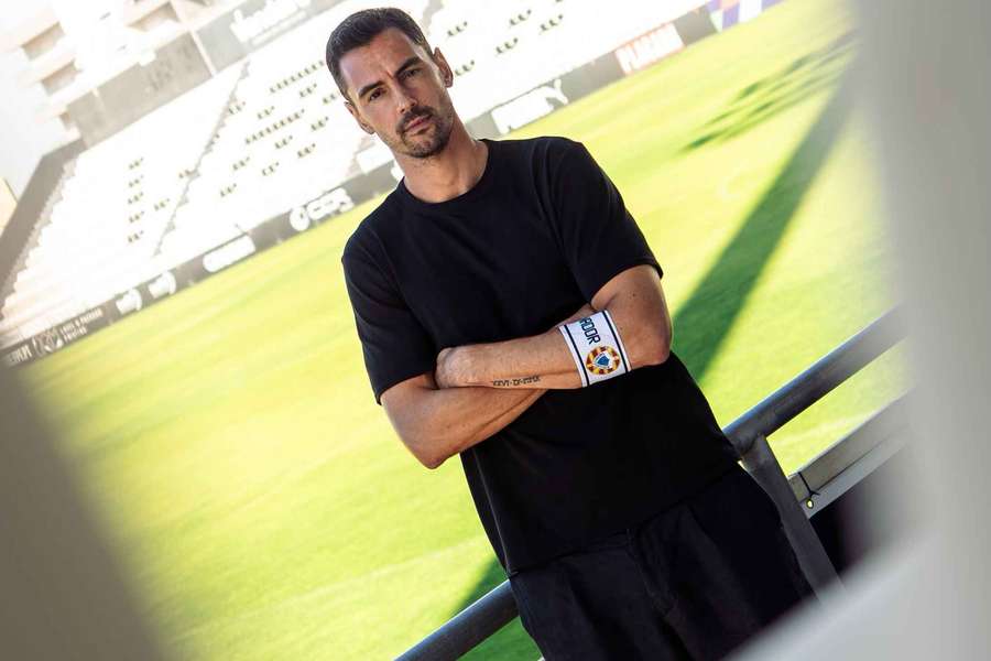 André Pinto oficializado como treinador do Varzim André Pinto oficializado como treinador do Varzim