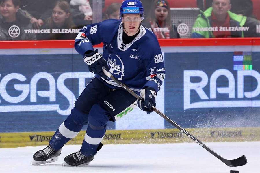 Forman se vrátil na Spartu.