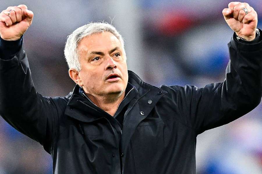 Mourinho se prepara para mais um clássico contra o Milan