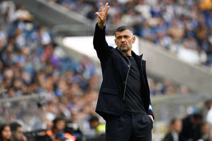 Sérgio Conceição segue firme no FC Porto