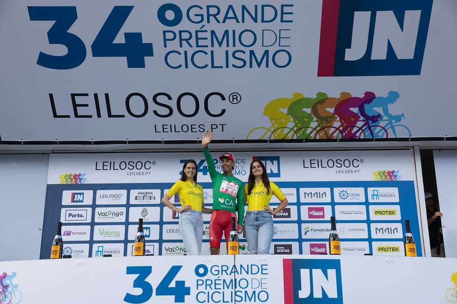 Argentino Nicolas Tivani vence novamente e conquista amarela no Grande Prémio JN