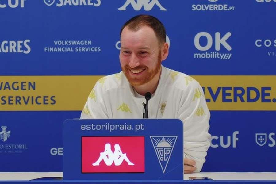 Ian Cathro, treinador do Estoril