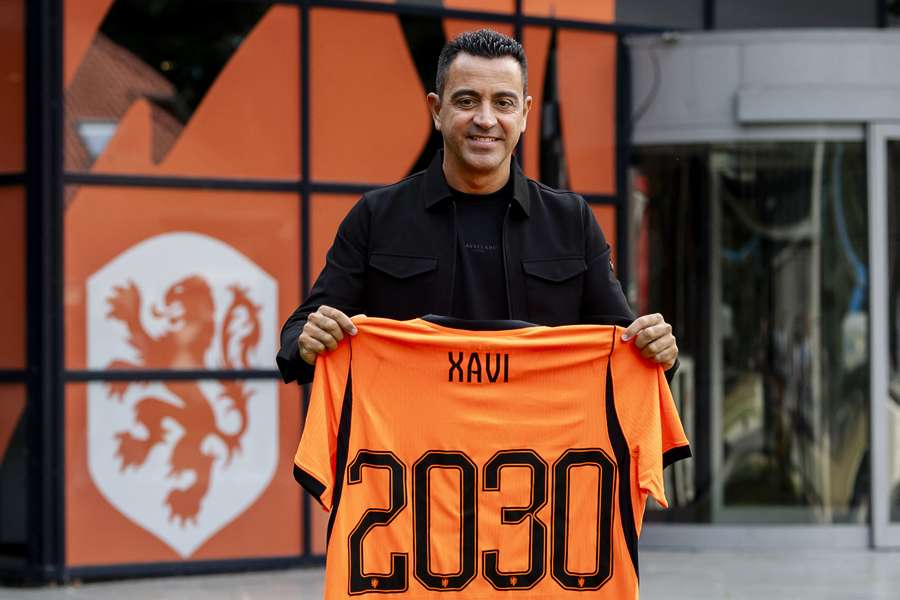 Xavi Hernández a preluat naționala Olandei până în 2030