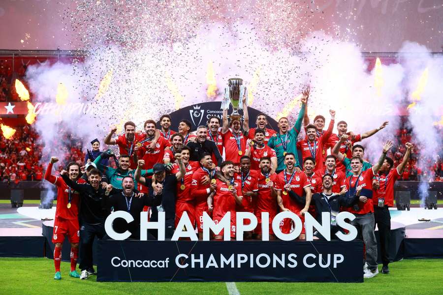 El Toluca reina en la Concacaf El Toluca reina en la Concacaf