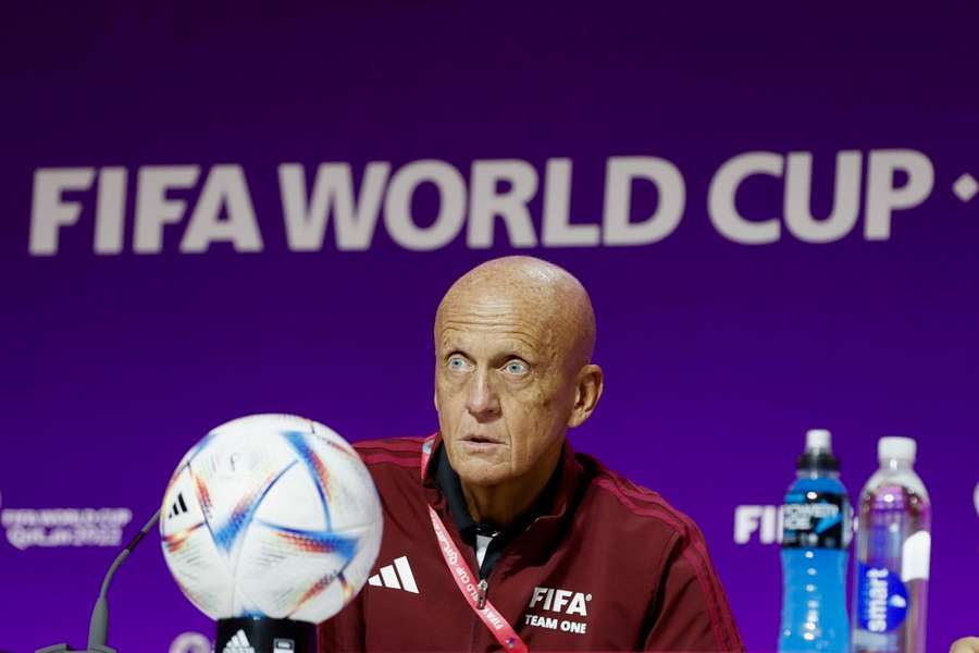 Pierluigi Collina explicou novidades do Mundial feminino em conferência de imprensa