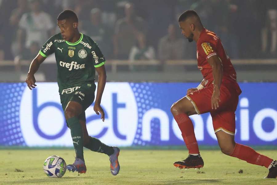 Palmeiras atuou no Parque do Sabiá, em Uberlândia