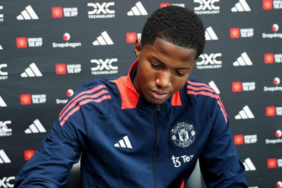 Man Utd teen Obi makes Denmark U21 debut