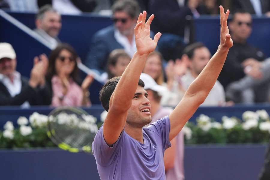 Alcaraz celebrates his latest win in Barcelona