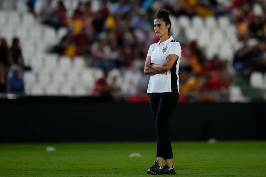 Montse Tomé, satisfecha con sus jugadoras.