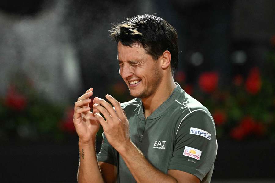 Luciano Darderi advanced to the semi-finals of the Italian Open.